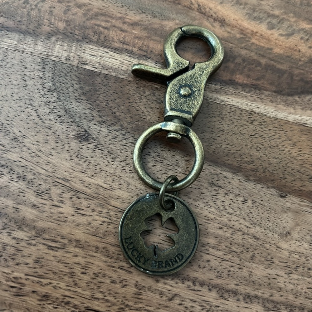Lucky Brand Antique Brass Keychain - Picture 2 of 2